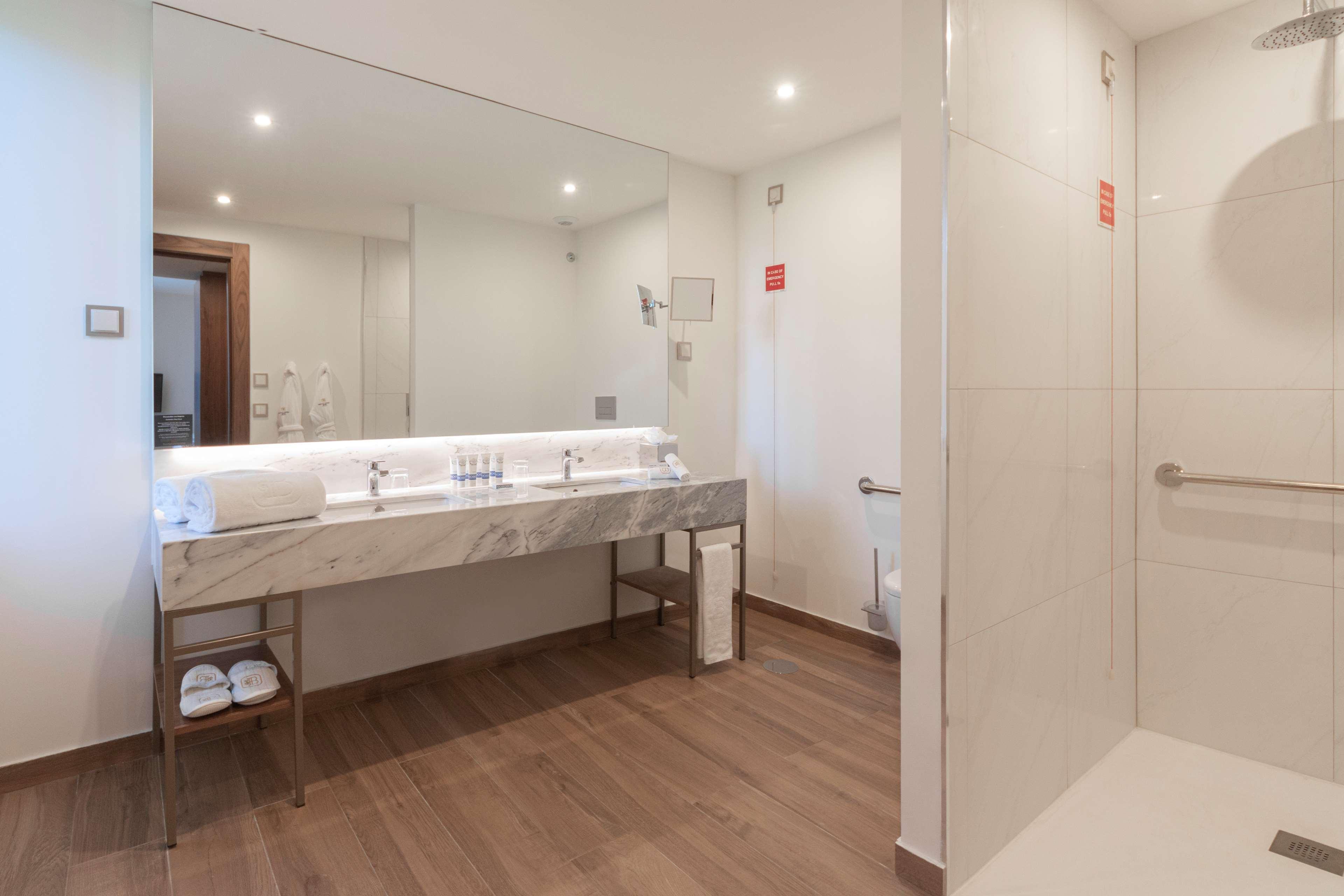Curio Collection By Hilton Boeira Garden Hotel Porto Portug Vila Nova de Gaia Exterior foto